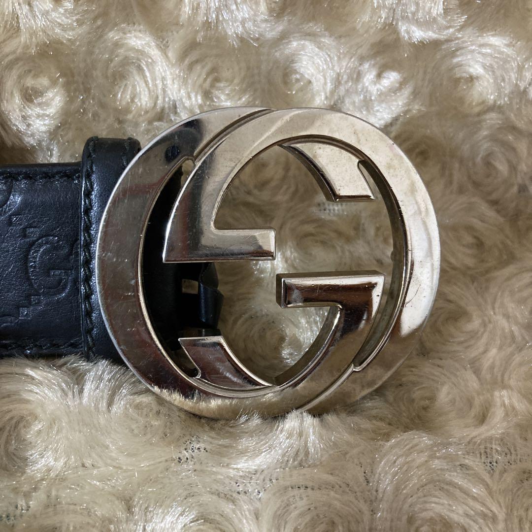GUCCI ブラックレザーベルト GGロゴ