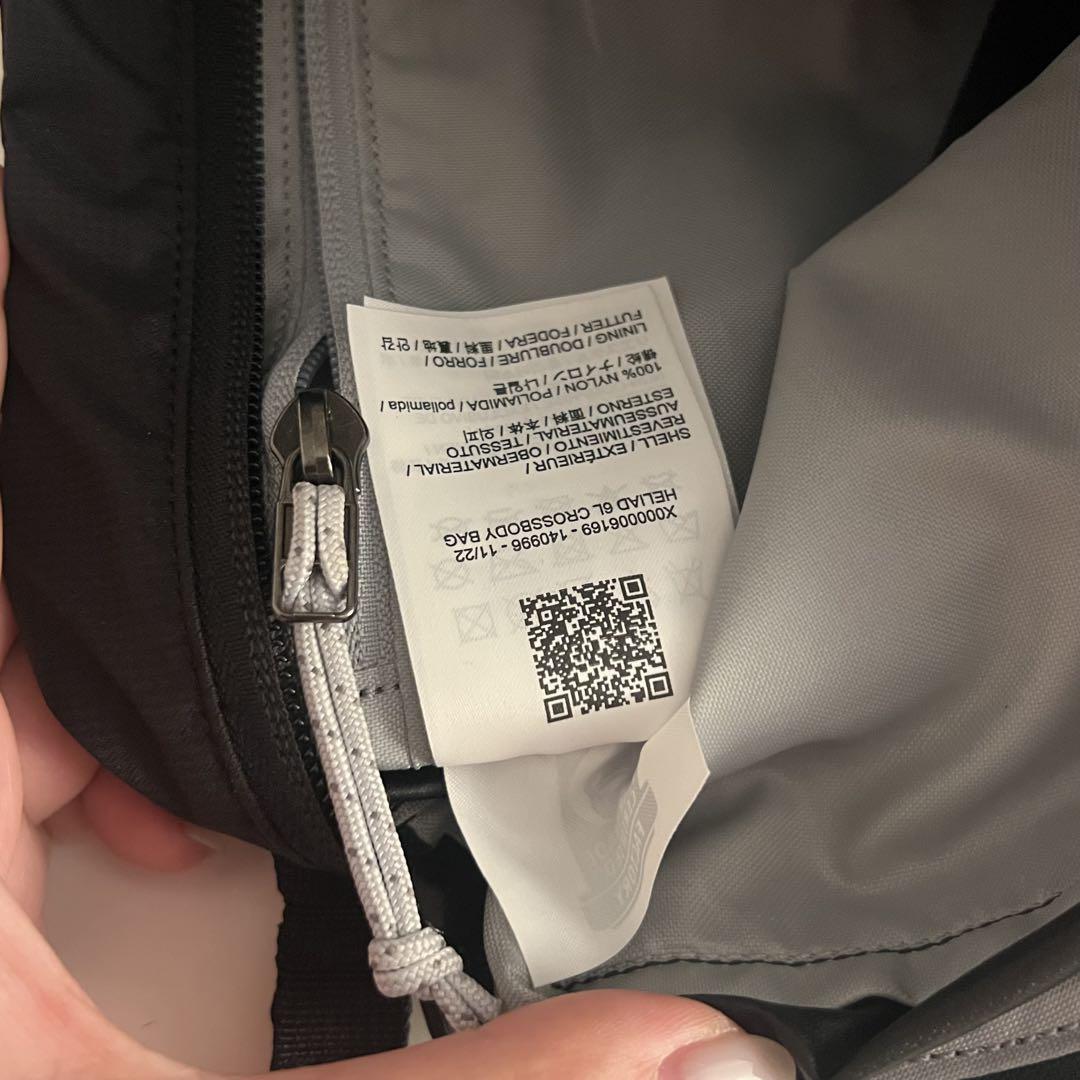 Arc'teryx ヒリアド6 クロスボディバッグ