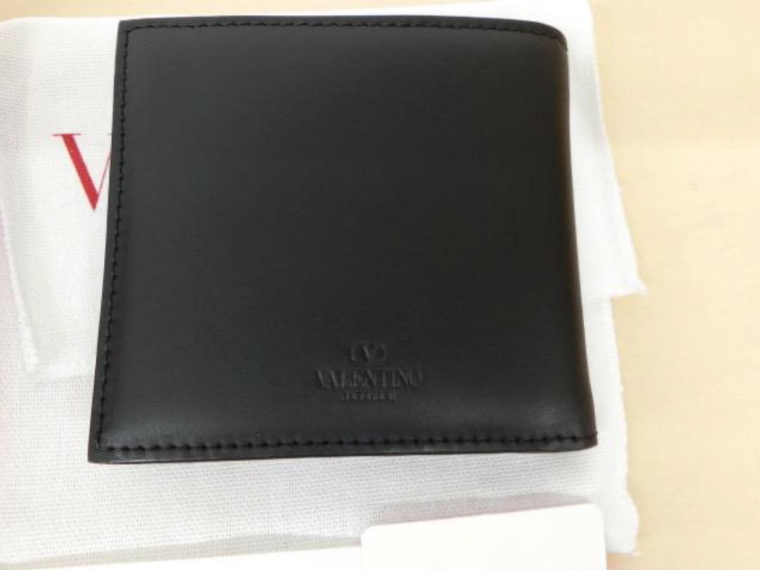新品正規品【Valentino Garavani】wallet 二つ折り財布