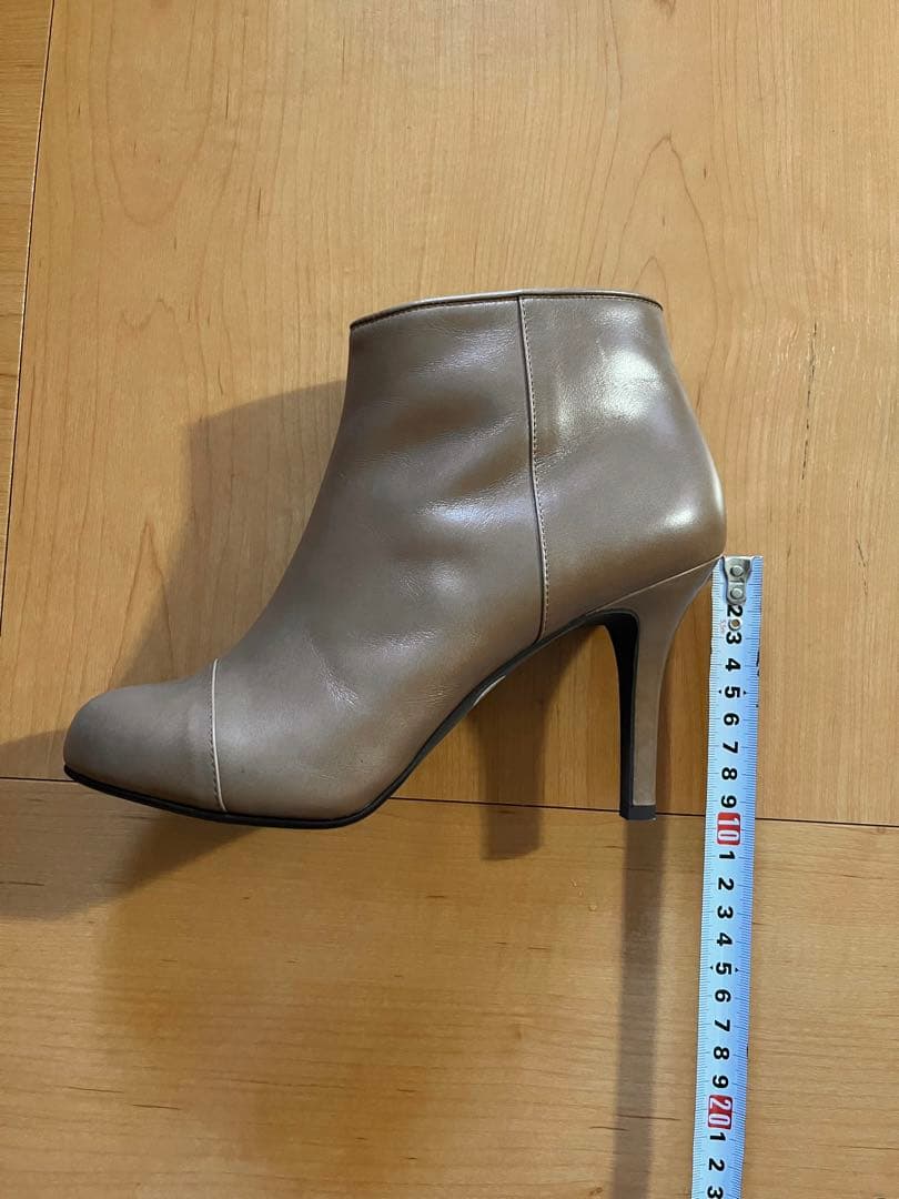 旅行 レザー ショートブーツ ベージュ tozoo 秋冬24cm tozoo