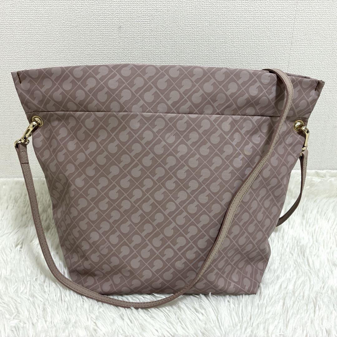美品 ゲラルディーニ GHERARDINI ショルダーバッグ ななめがけ 軽量