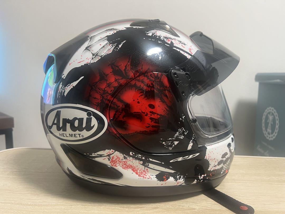 Arai ASTRO PRO SHADE バジリスク　ヘルメット。