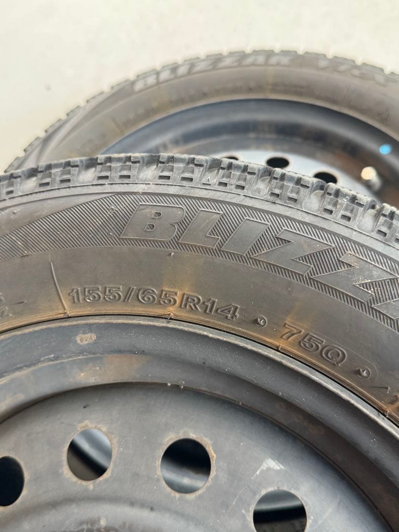 14インチ スタッドレスタイヤ 4本セット