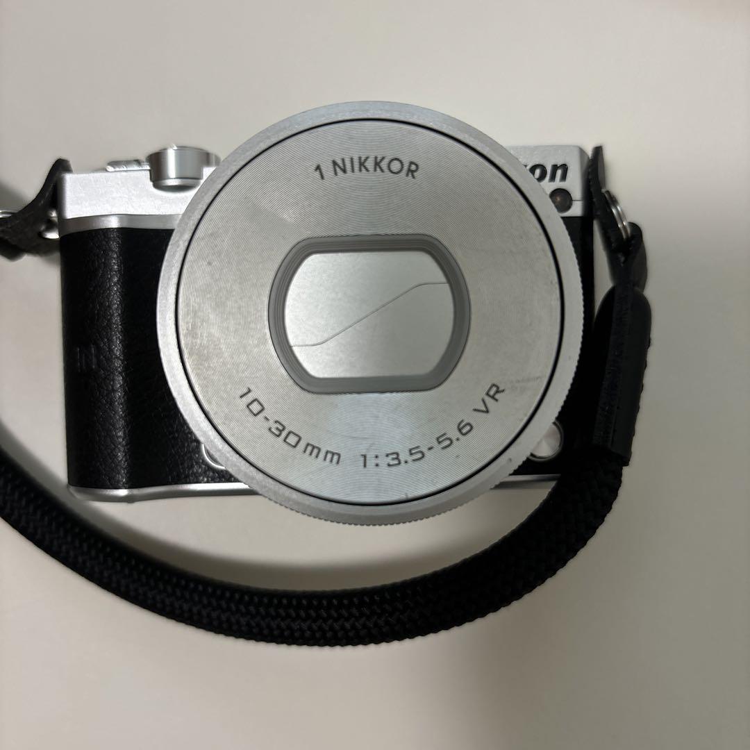 Nikon 1 J5 VR ズームレンズキット