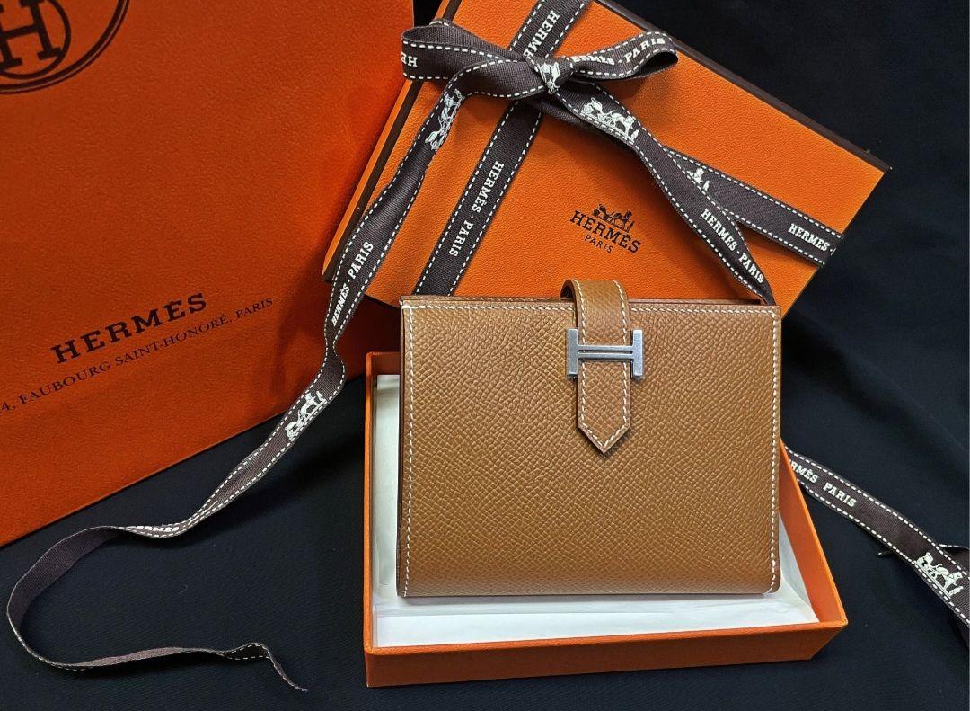正規品保証書付き】HERMES-エルメスベアンコンパクト | ア