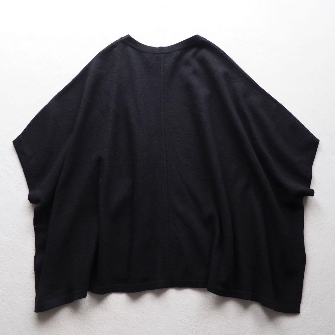 UNTITLED ピュアボイル ウール ニットポンチョ 黒 大きいサイズ 4