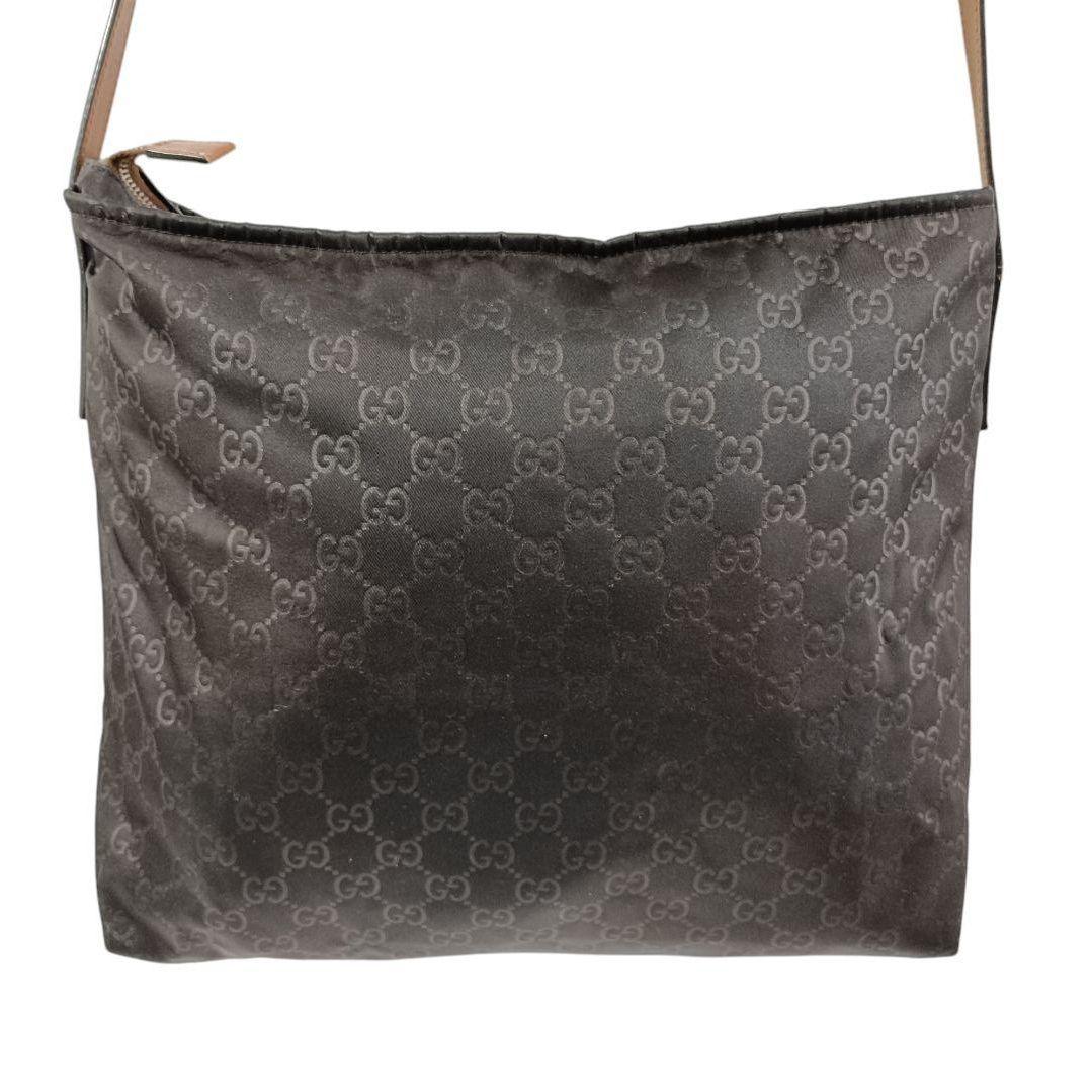美品 正規 GUCCI グッチ GGキャンバス ショルダーバッグ サコッシュ 鞄 美品 正規 GUCCI グッチ GGキャンバス ショルダーバッグ サコッシュ 鞄