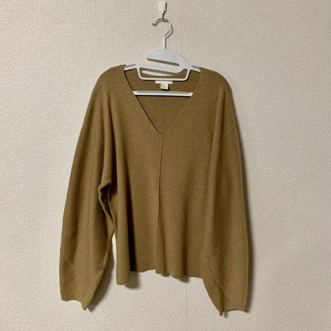 期間限定 数量限定 H&M 安室奈美恵コラボ Vネックニット XS キャラメル - メルカリ ニット/セーター