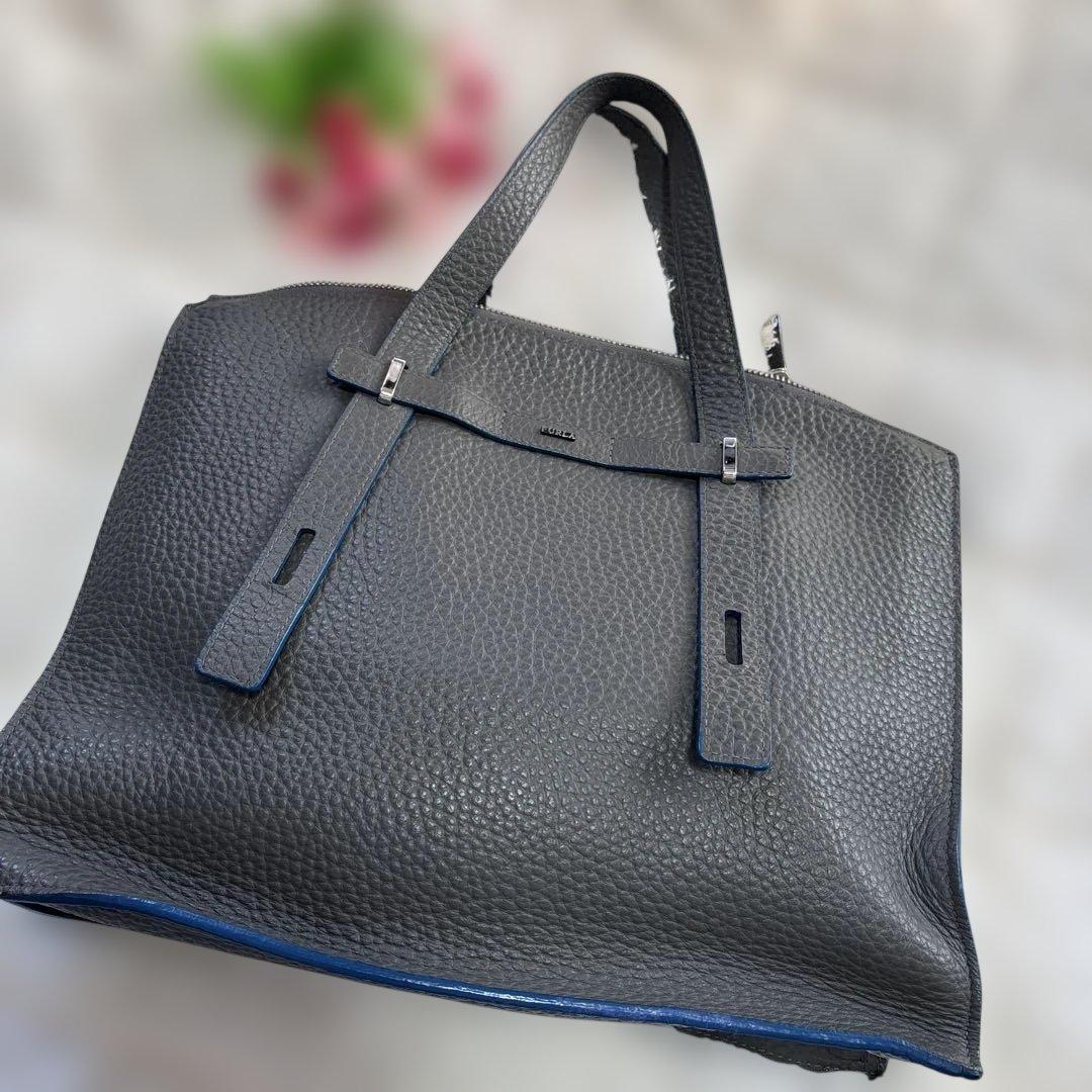 ✨美品✨ フルラ　ジョーヴェ　トートバッグ　A4可　2way　シボ革　レザー FURLA フルラ ジョーヴェ トートバッグ 肩掛け A4 シボ革 ビジネス