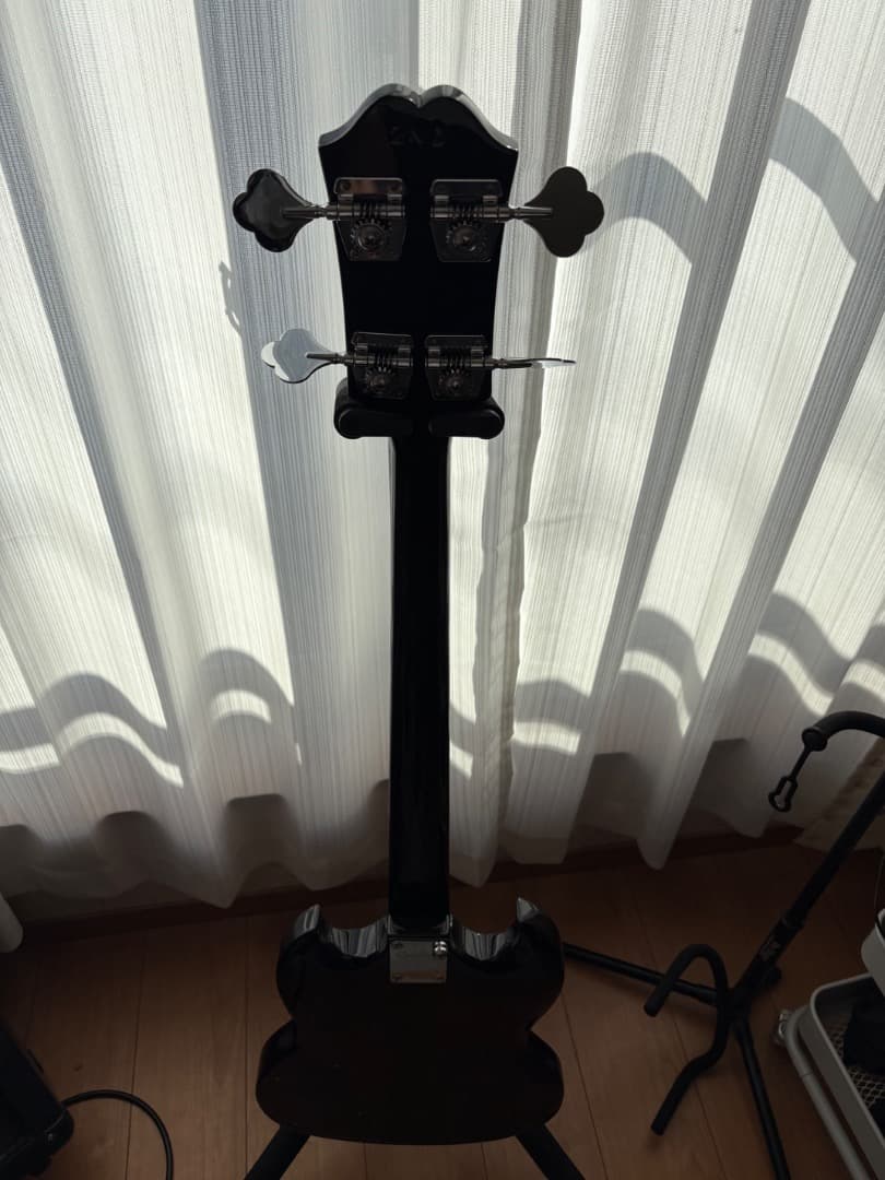 Epiphone SGスタイル エレキベース ブラック Epiphone SGスタイル エレキベース ブラック