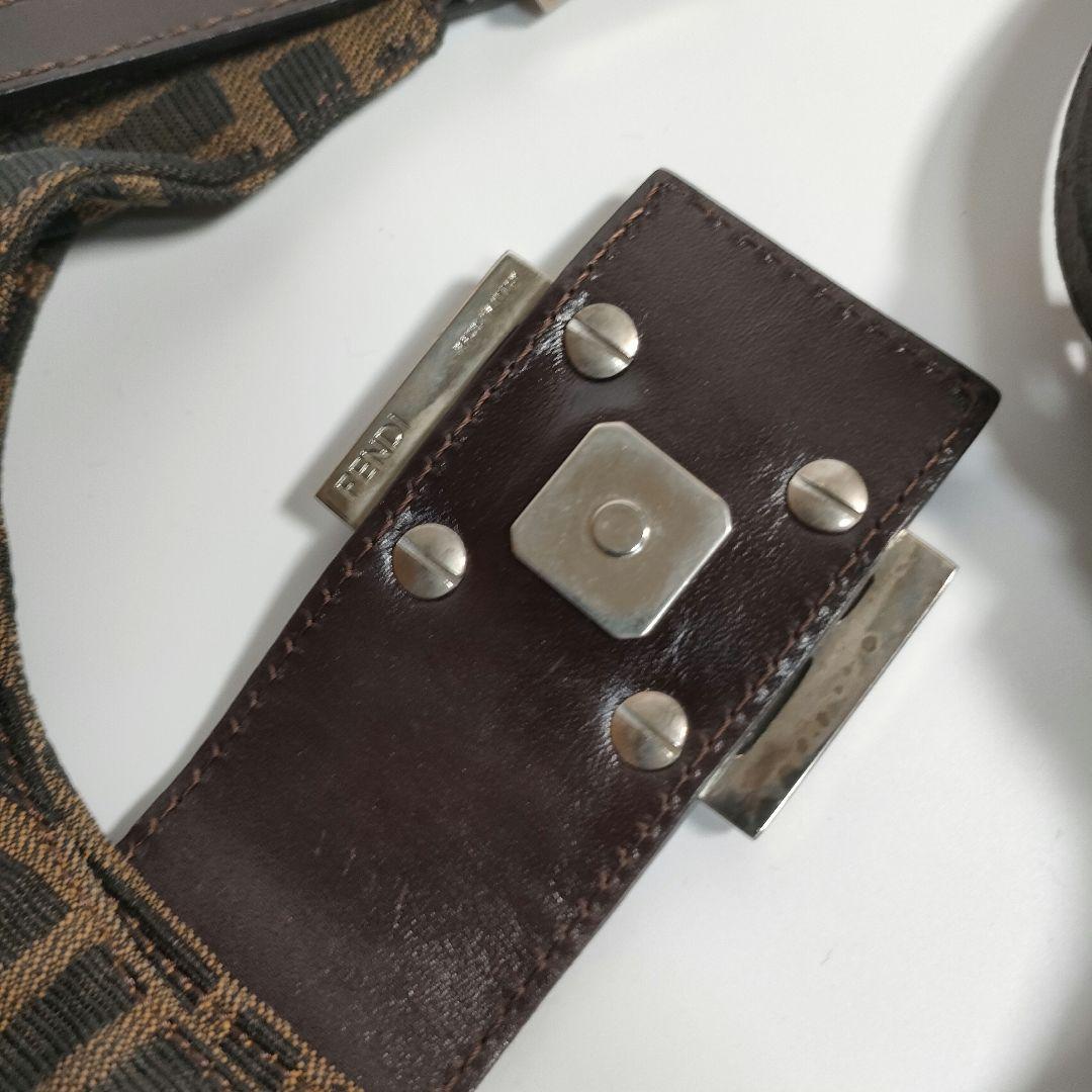 FENDI ズッカ柄 ワンショルダーバッグ FF金具 ブラウン マンマバケット