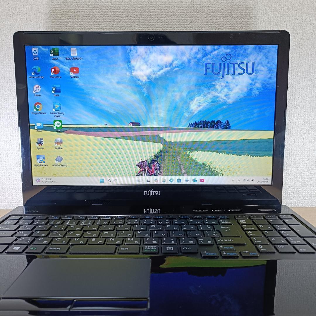 Windows11 Corei7 SSD メモリ16GB ノートパソコン 美品 - メルカリ