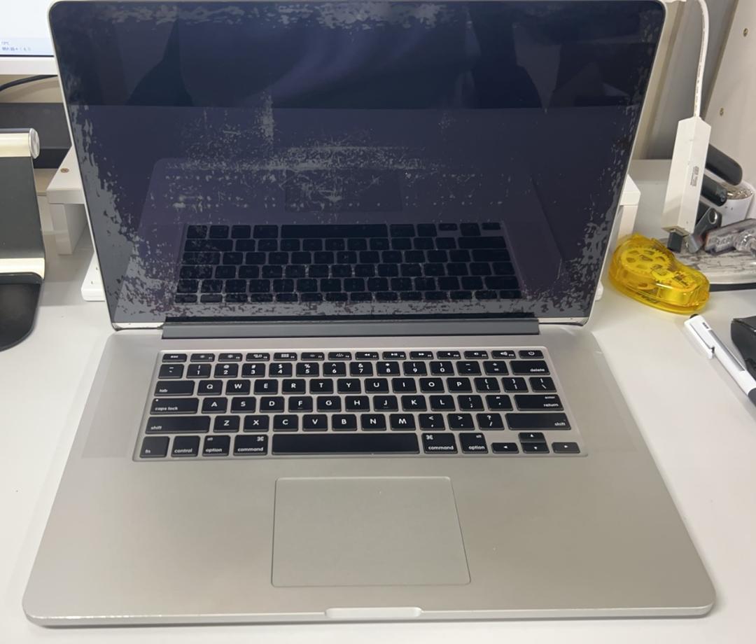 Apple 13.3
