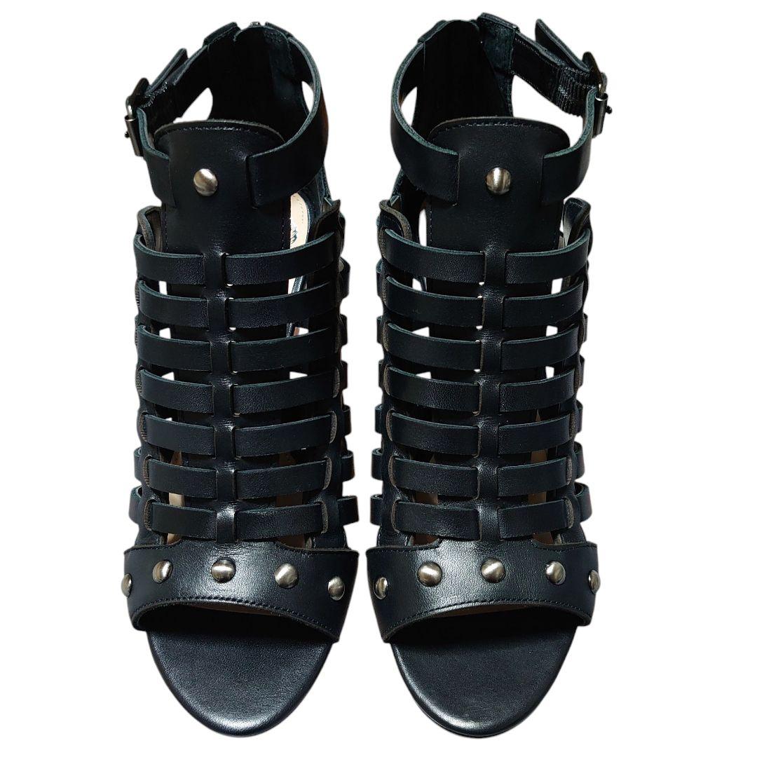 【新品】VINCE CAMUTO 本革 スタッズ グルカサンダル