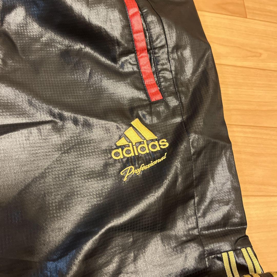 adidas Professional ナイロンジャージ  Ｌサイズ　ズボン