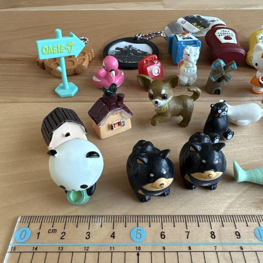 ミニチュアフィギュアセット カラフル - メルカリ