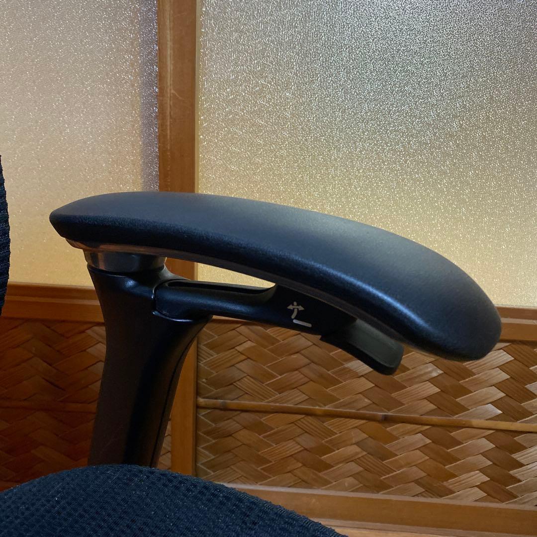 オカムラコンテッサセコンダシリーズブラックOKAMURA