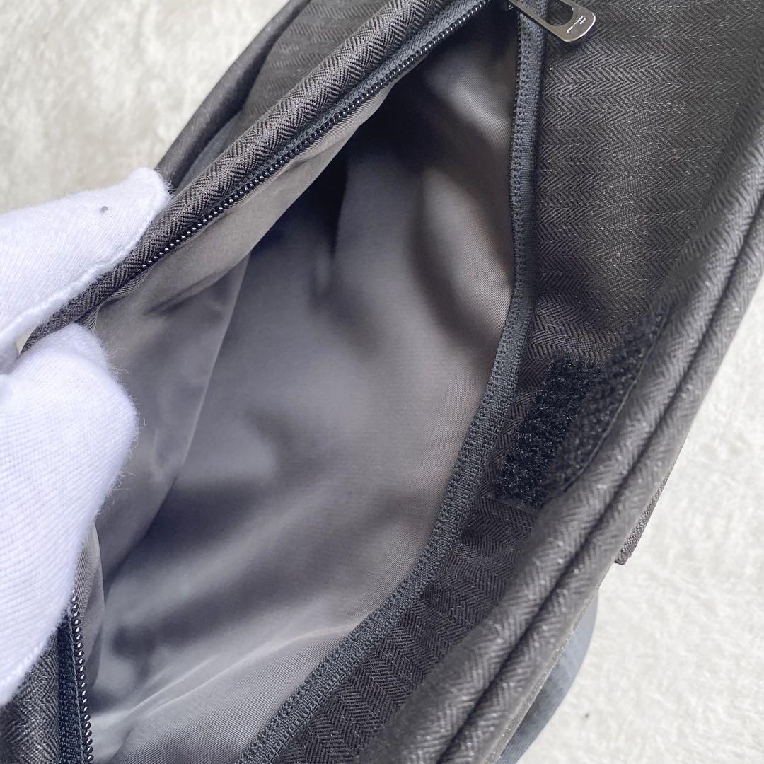 美品✨R1 NIID URBANATURE ボディバッグ ショルダーバッグ