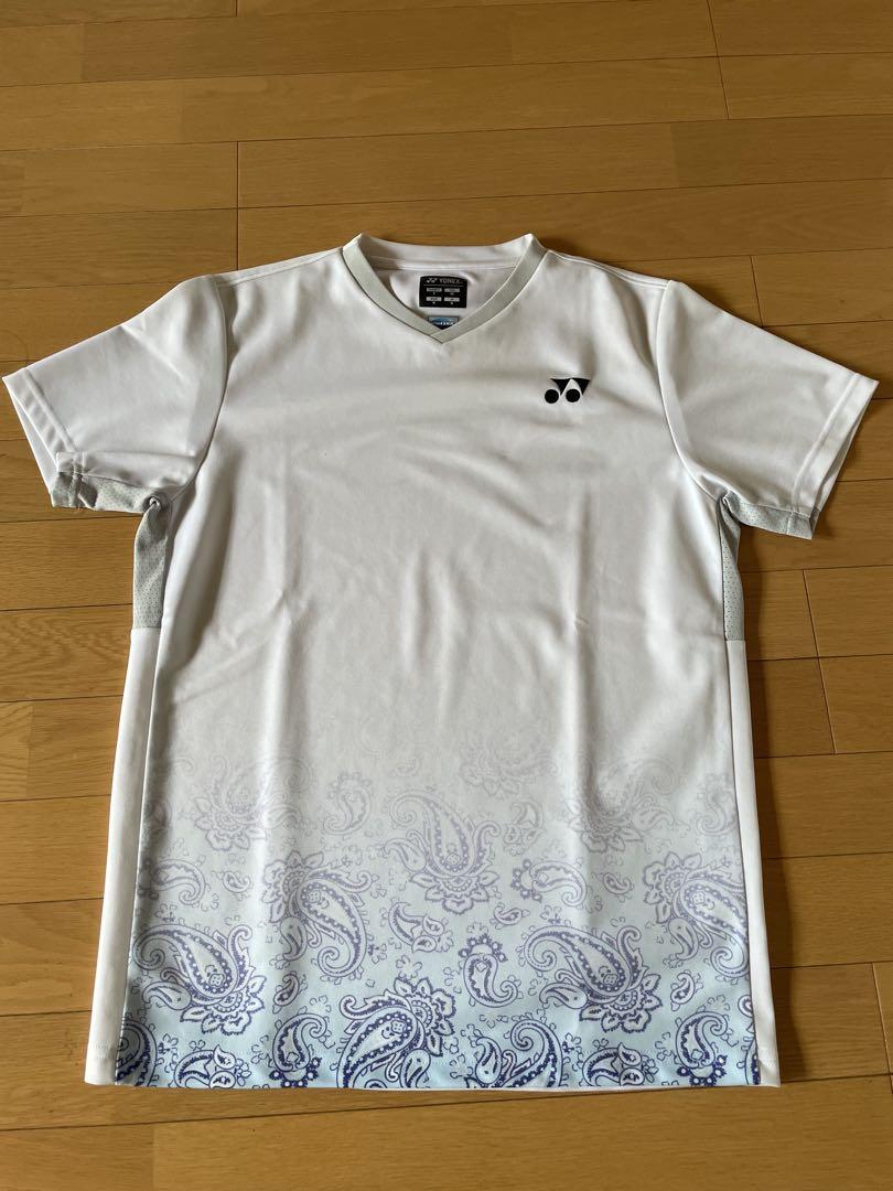 YONEX ペイズリー柄 Vネック Tシャツ