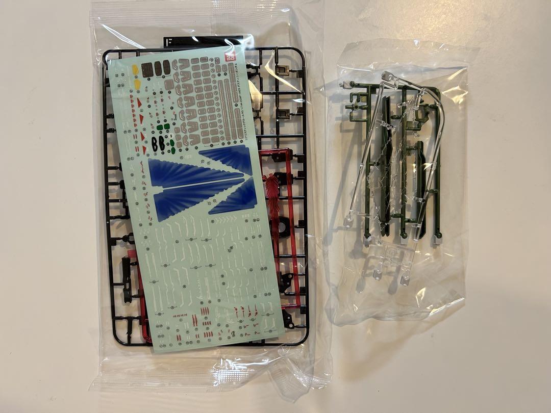 RG デスティニーガンダム (チタニウムフィニッシュ)