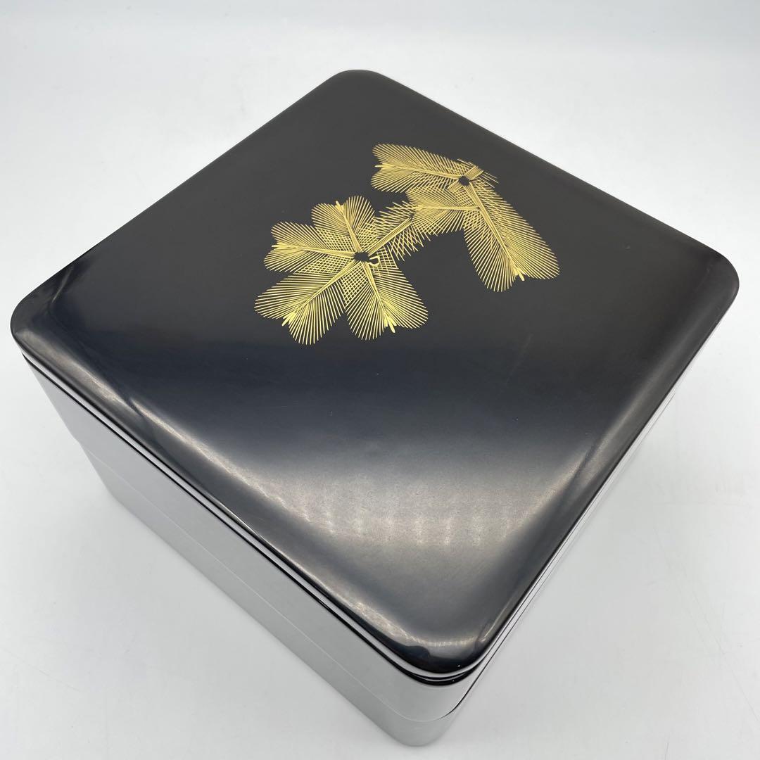 二段重箱　松葉　金蒔絵　木製漆器　おせち　正月