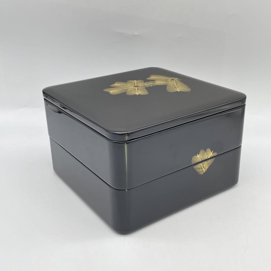 二段重箱　松葉　金蒔絵　木製漆器　おせち　正月