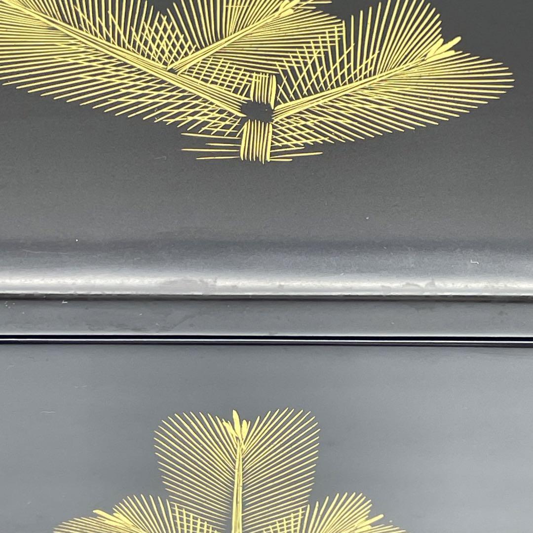 二段重箱　松葉　金蒔絵　木製漆器　おせち　正月