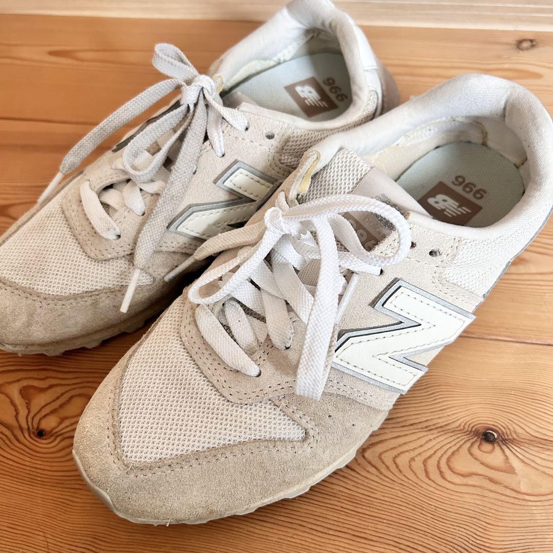J)New Balance 966 ホワイト スニーカー 23.5㎝ - メルカリ