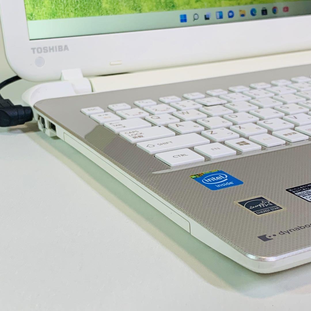 薄型✨カメラ✨SSD✨メモリ8GB✨オフィス✨Windows11✨ノートパソコン 薄型✨カメラ✨SSD✨メモリ8GB✨オフィス✨Windows11✨ノートパソコン