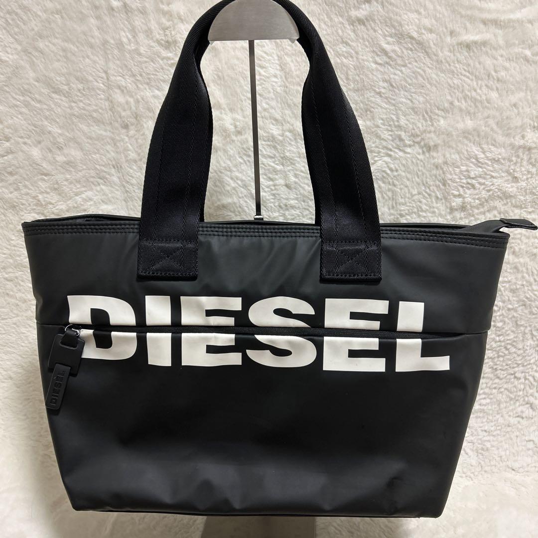 DIESEL】ディーゼル トートバッグ ファスナー付き BIGロゴ DIESEL】ディーゼル トートバッグ ファスナー付き BIGロゴ