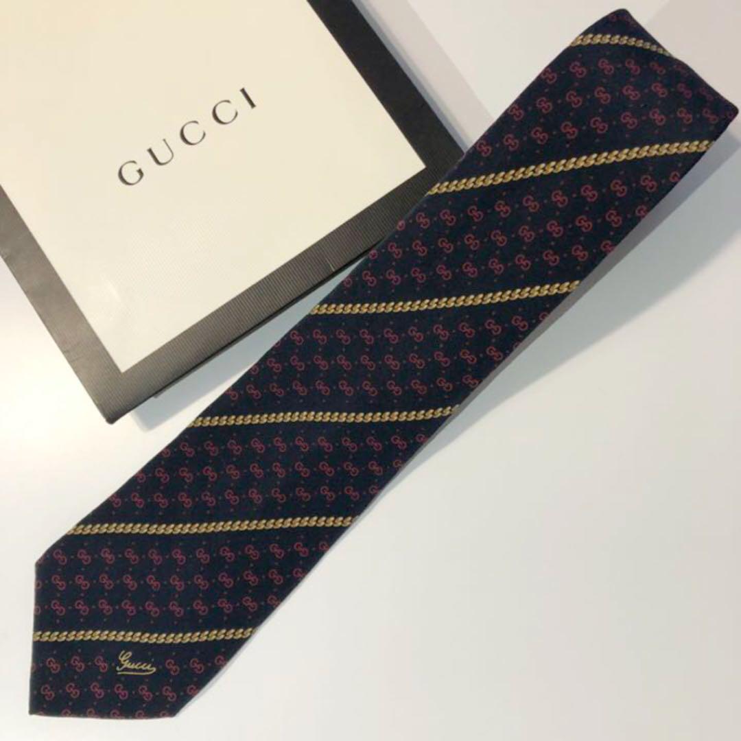 完成品 紋章柄 ネクタイ GUCCI - ネクタイ