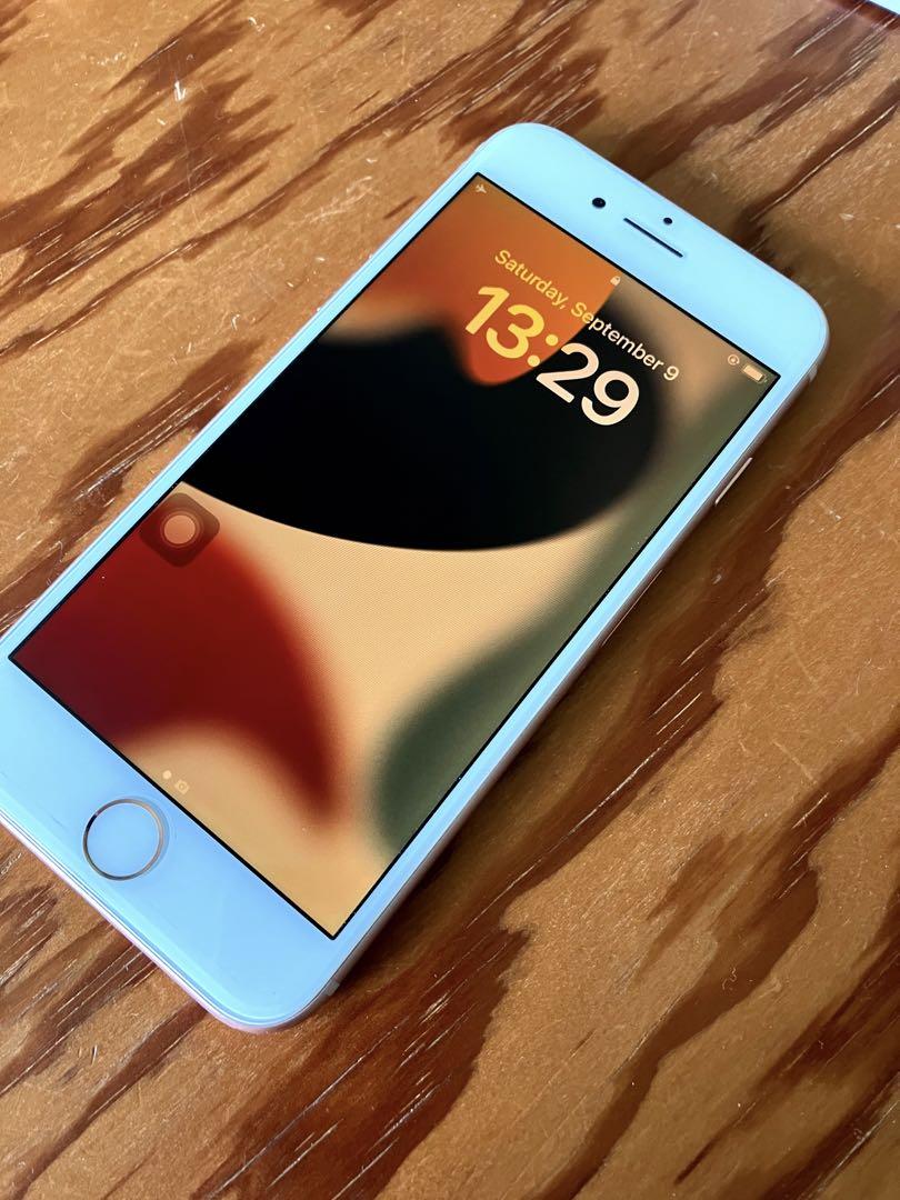 iPhone 8 シルバー 64 GB SIMフリー