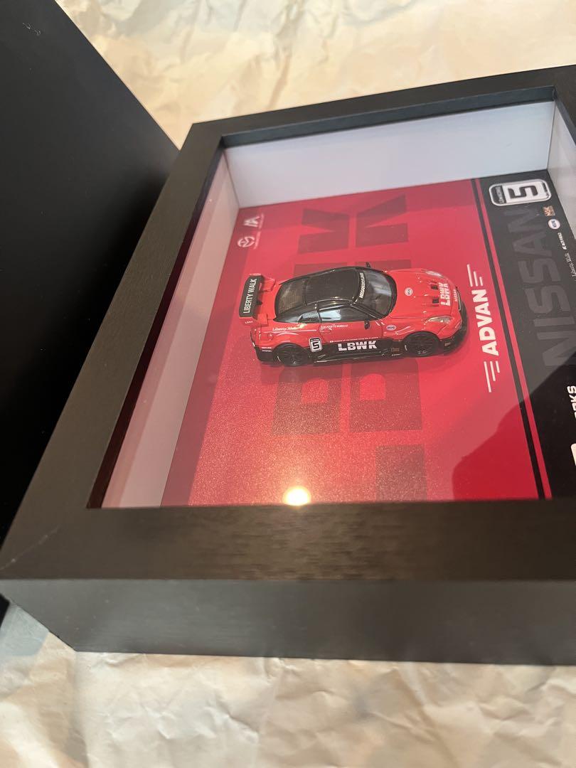 Nissan GT-R LBWK 1/64 R35GT-RRレッドブラック