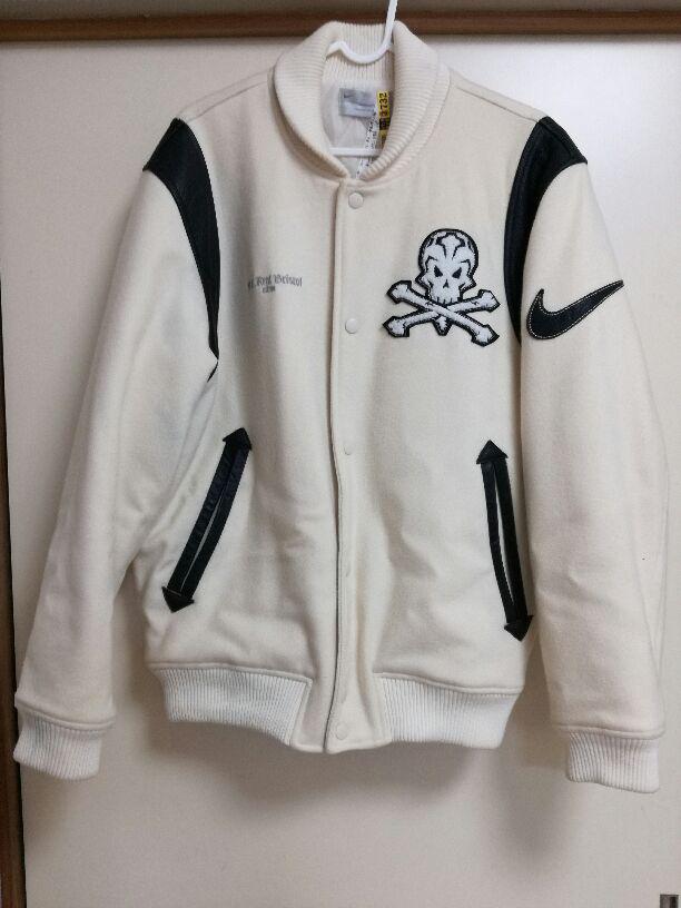【本物保証】 希少 FCRB ブリストル スタジャン 色アイボリー BRISTOL NIKE スタジャン 【本物保証】 希少 FCRB ブリストル スタジャン 色アイボリー BRISTOL NIKE スタジャン