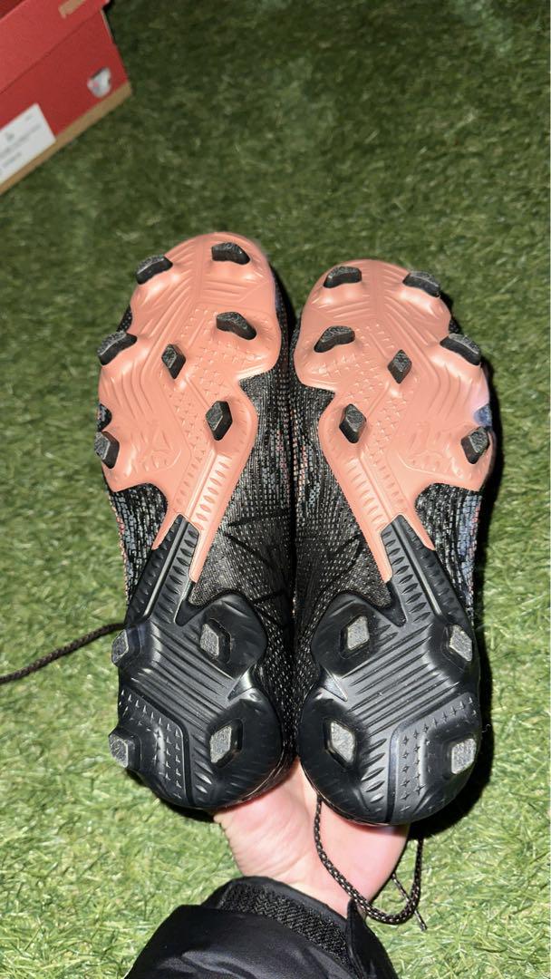 Puma フューチャー7 アルティメットFG、AG 25cm