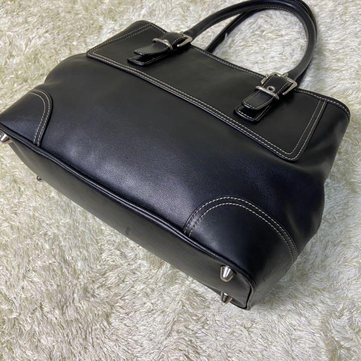 極美品✨コーチ レザー チャーム 黒色 DoTJp-m67458427359 トートバッグ スモールキャリーオール 通販大得価