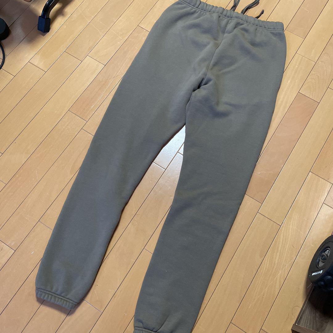 数量限定安い FOG ESSENTIALS SWEATPANT HARVESTエッセンシャルズ BVDpA-m67459530172 大人気最新作
