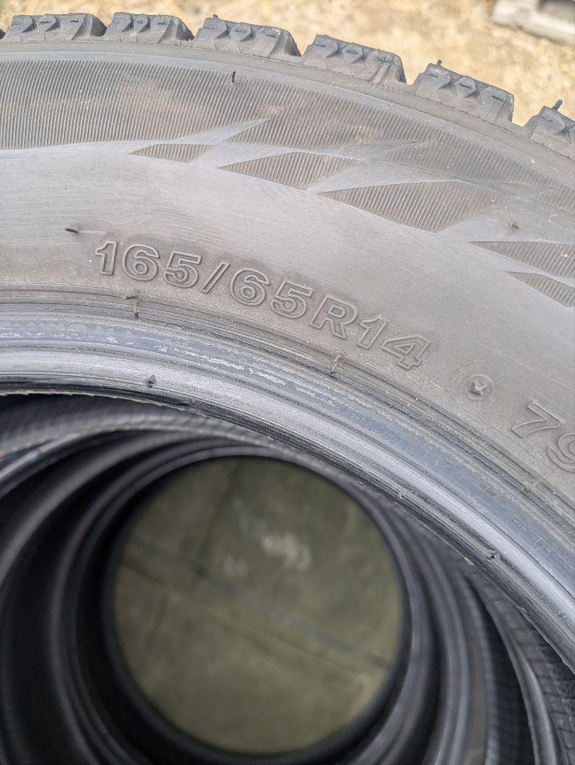 ①スタッドレスタイヤ 165/65R14 VRX2 ブリジストン　4本セット