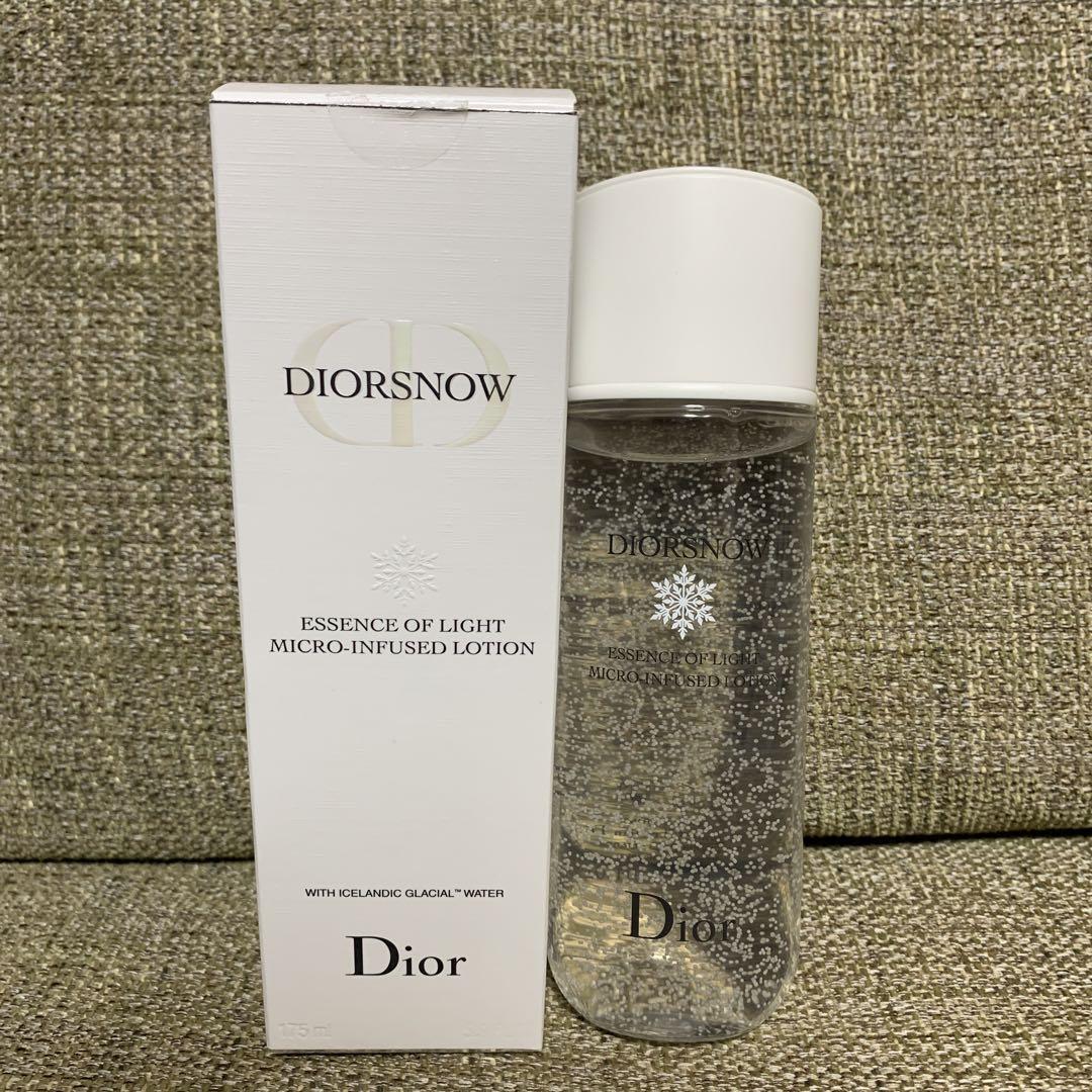 DIOR】 ディオール スノー エッセンス オブ ライト マイクロ