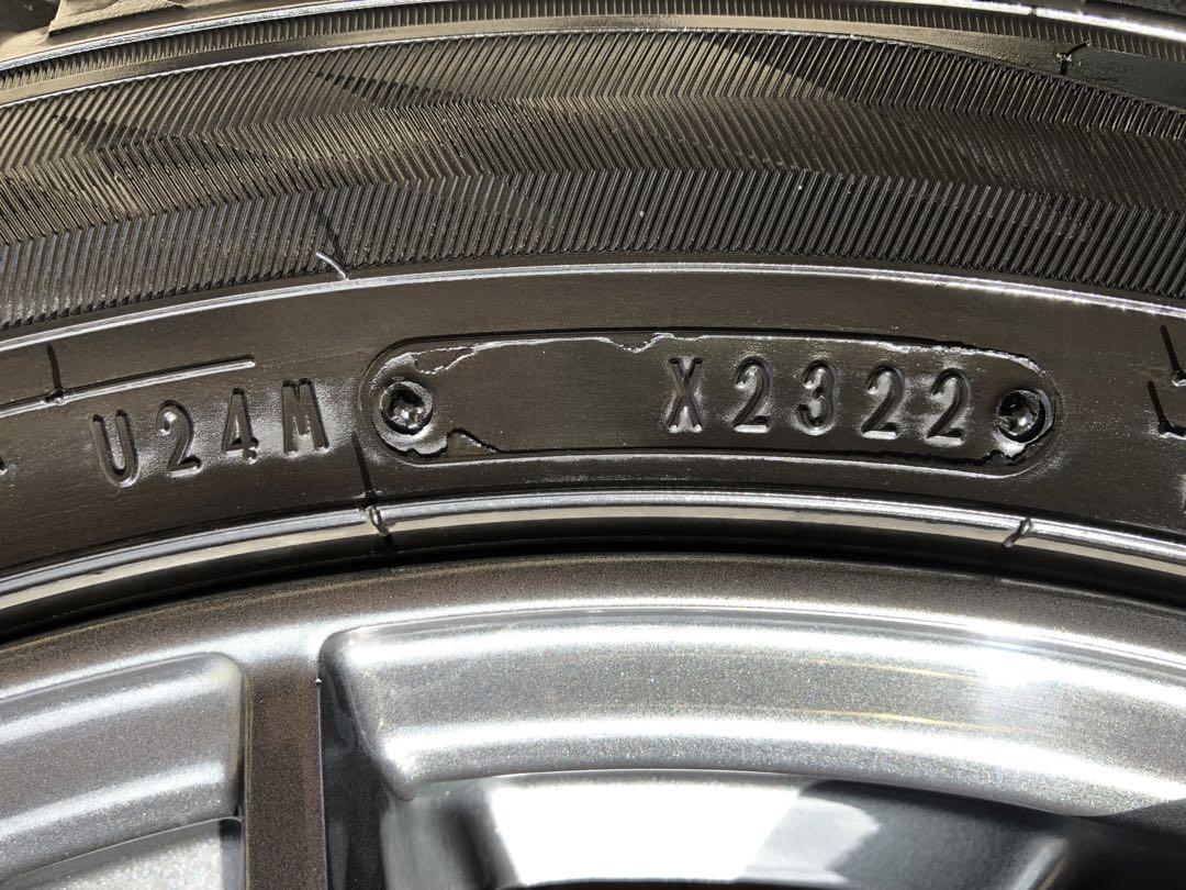 DUNLOP WINTER MAXX WM02 215/50R17 4本セット