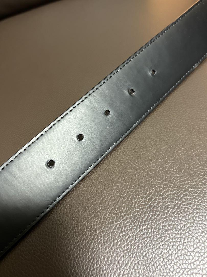 LOUIS VUITTON ブラックレザーベルト