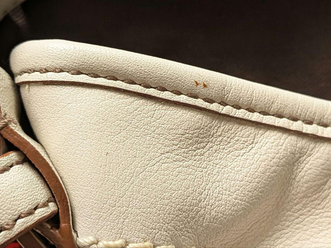 COACH ホワイトレザー ワンショルダーバッグ