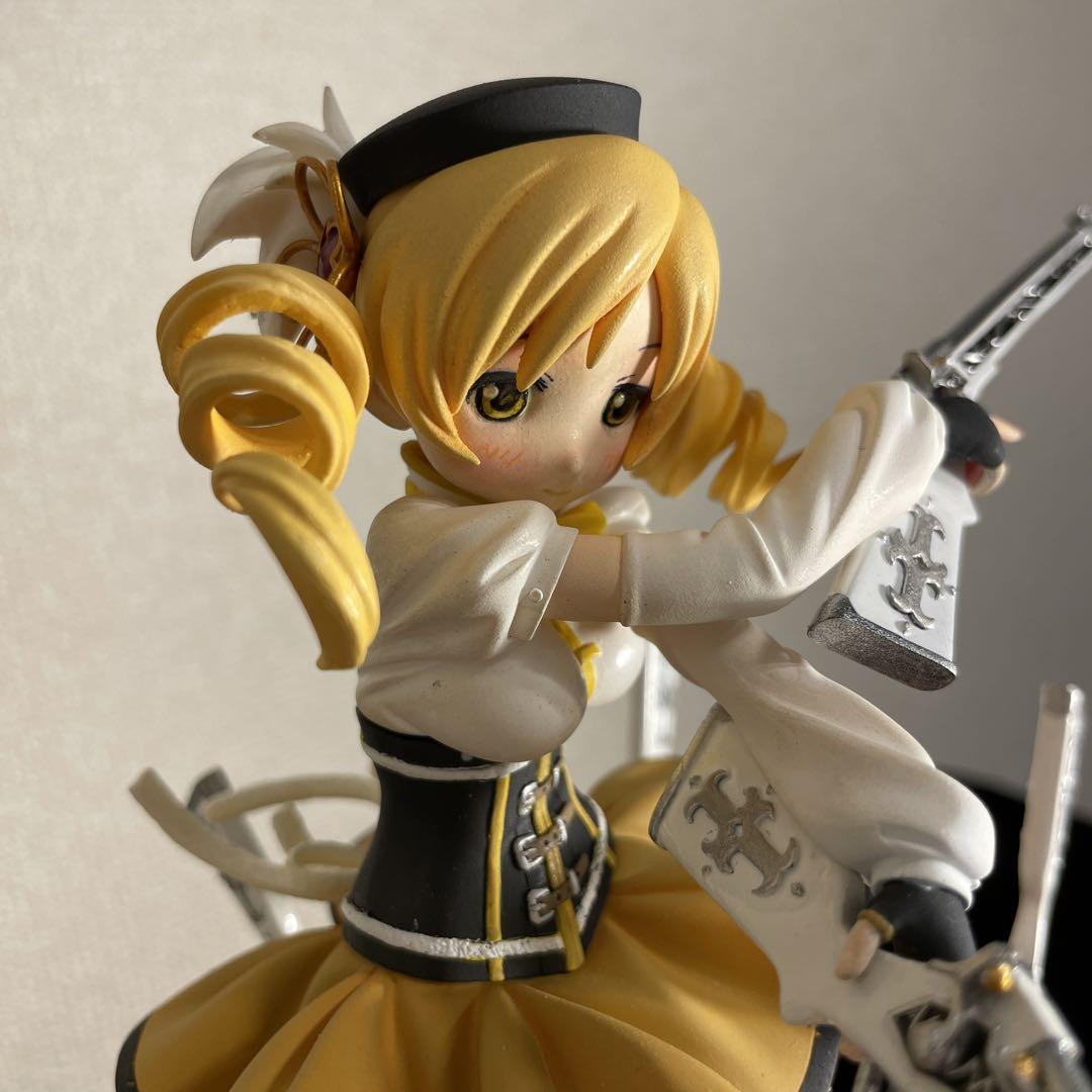 Amazon.co.jp: 魔法少女まどか☆マギカ 巴マミ (1/8スケール PVC