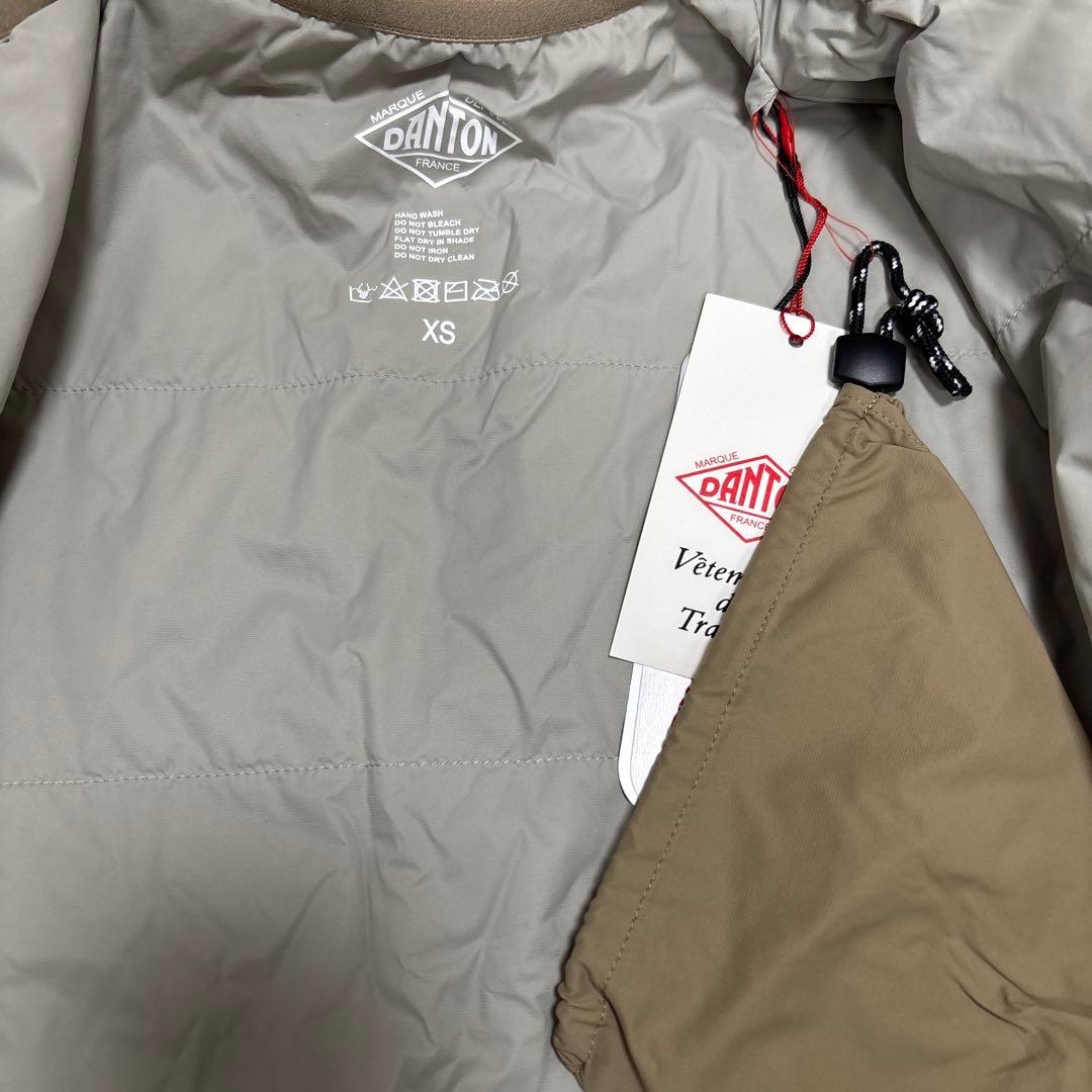 新品⭐︎DANTON ベージュ ナイロンジャケット XS 新品⭐︎DANTON ベージュ ナイロンジャケット XS