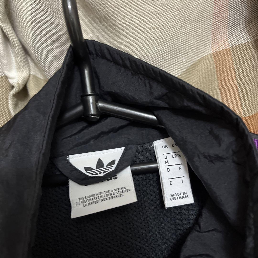 adidas レトロな90年代 トラックジャケット