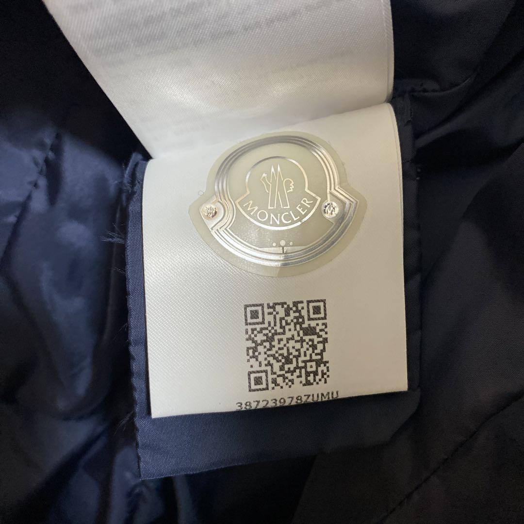 MONCLER ネイビー ダウンジャケット