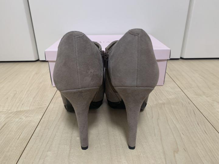選ぶなら ショートブーツ ブーティー DIANA グリッター 冬 秋 春 グレージュ 靴