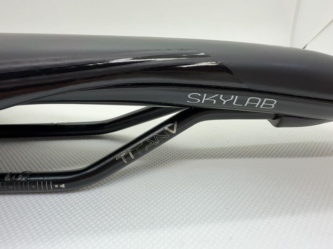 希少】ASTUTE アスチュート SKYLAB サドル TITAN V レール
