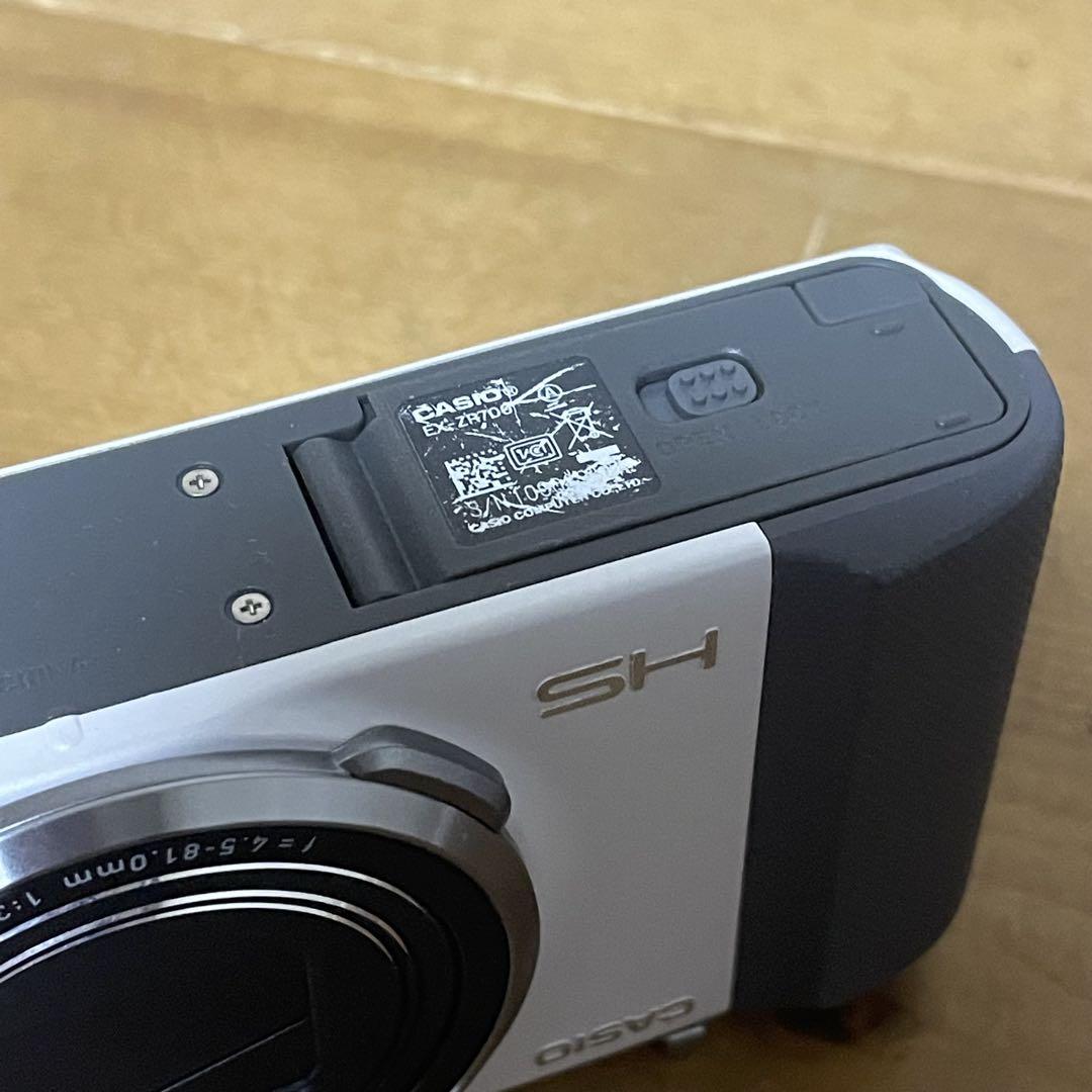 CASIO EXILIM EX-ZR700 コンパクトデジタルカメラ