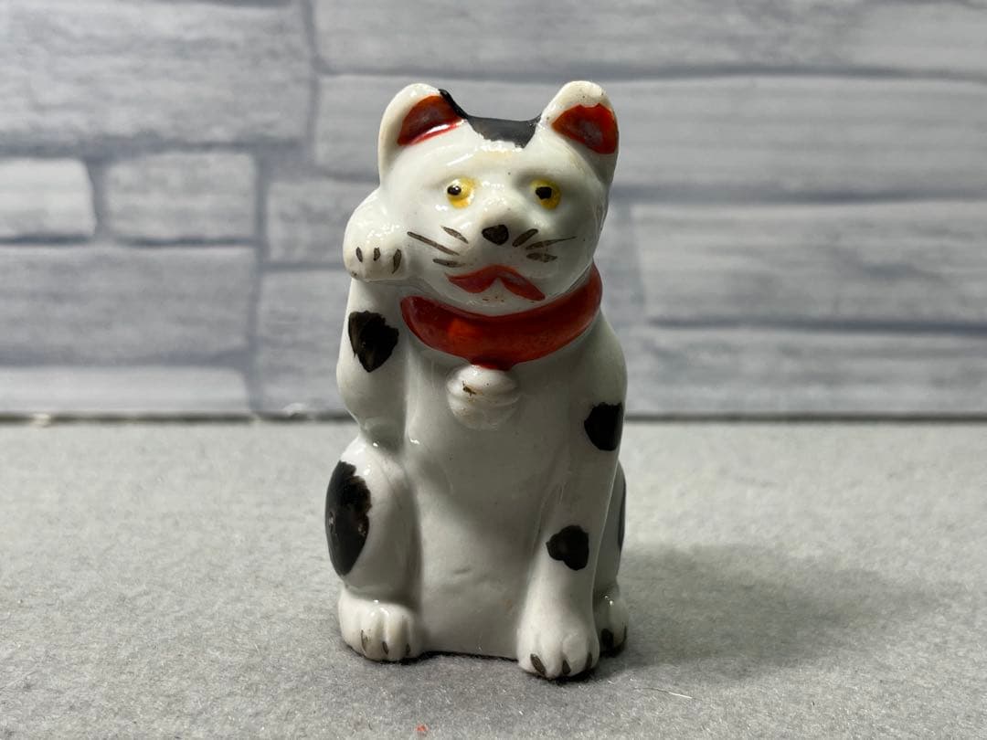 激安ホビー・楽器・アート - 時代 瀬戸人形 小さな招き猫